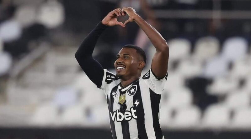 Botafogo faz jogo duro e rejeita investidas milionárias por Cuiabano